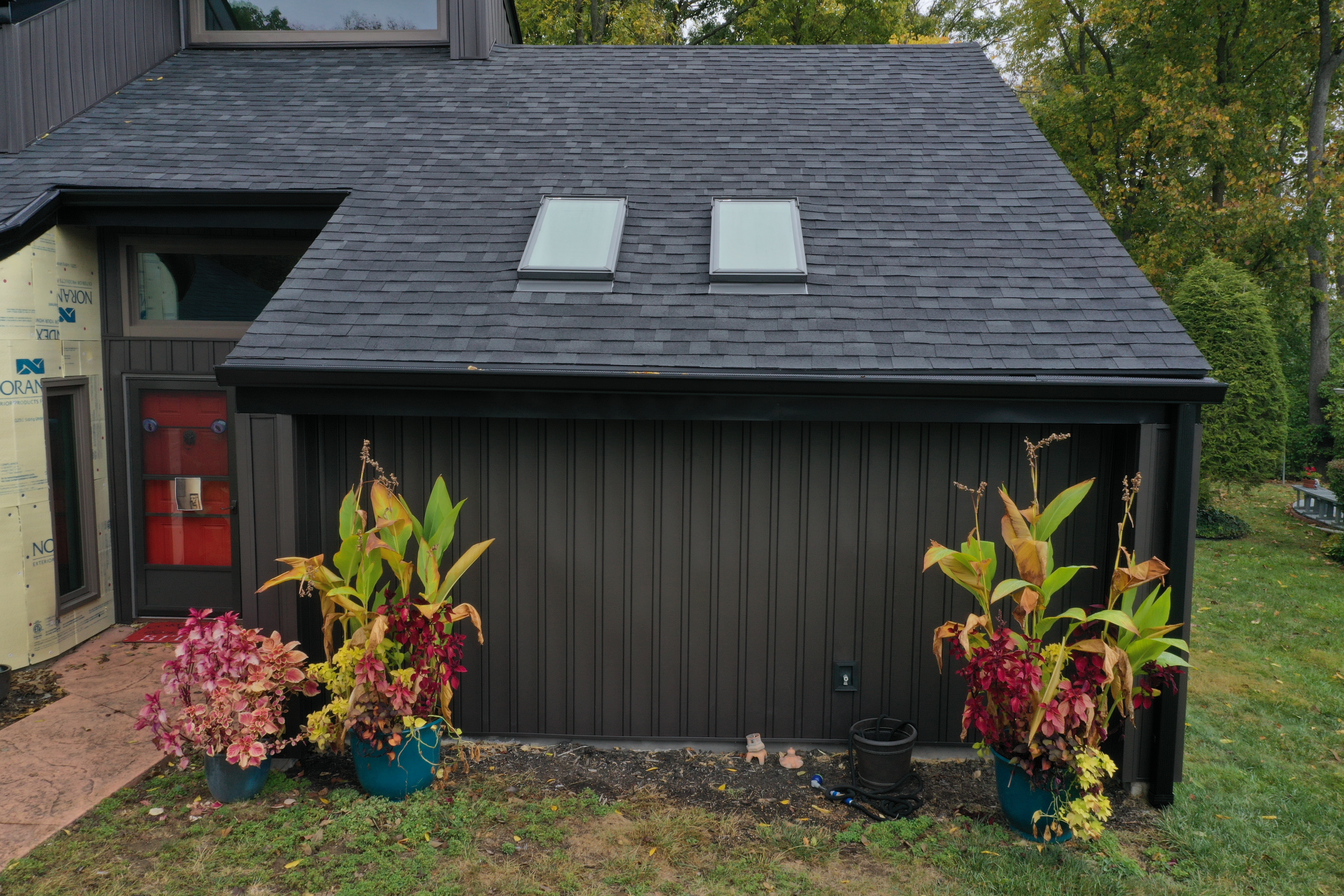 Siding Design Trends: Blending Functionality and Aesthetics
